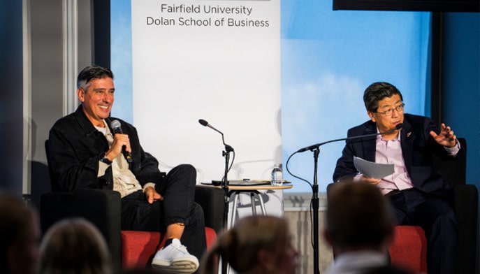 Jim Mollica and Dean Zhan Li in conversation at a Dean's Executive Forum.