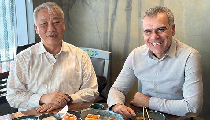 Image of Yasin Ozcelik, PhD, alongside former Prime Minister of Mongolia, Amarjargal Rinchinnyam