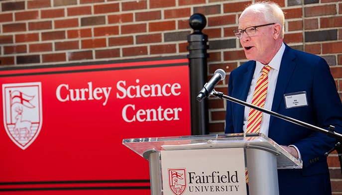 Fairfield alumni Bill Curley ’83 giving a speech at the unveiling of the Curley Science Center.