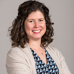 Kathleen Tomlin headshot