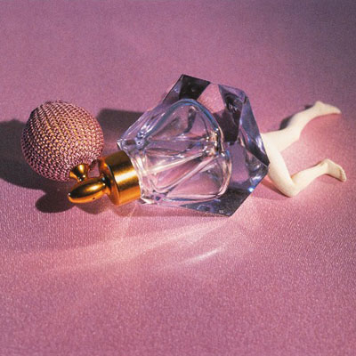 Simmons_Perfume